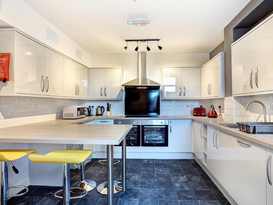 Townhouse Plus @ 166 Edleston Road קרו מראה חיצוני תמונה